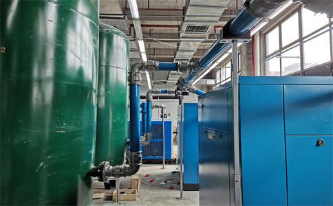 巴中某電子行業(yè)龍頭企業(yè)132KW螺桿空壓機5臺及鋁鎂合金超級節(jié)能管道安裝中